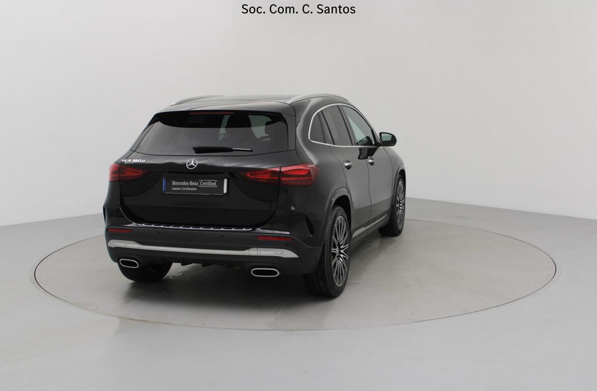 MERCEDES Classe GLA GLA 180 d