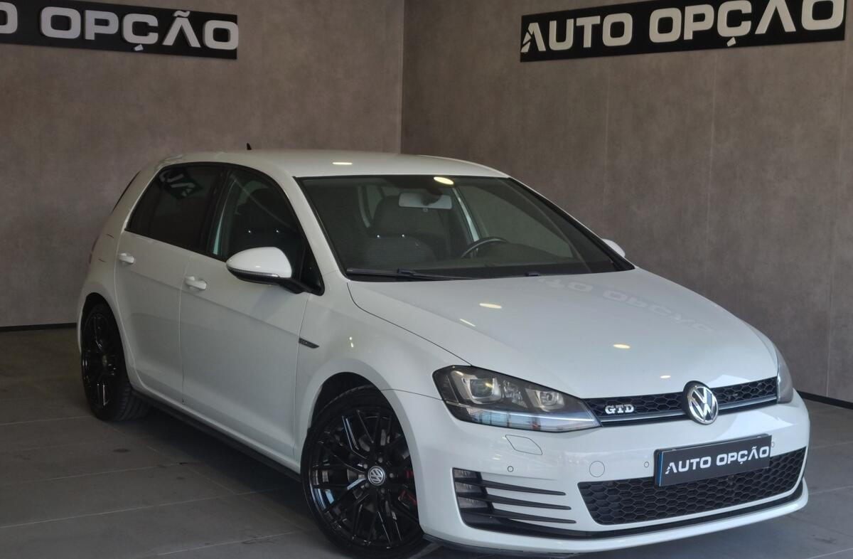 VOLKSWAGEN Golf 2.0 TDi GTD