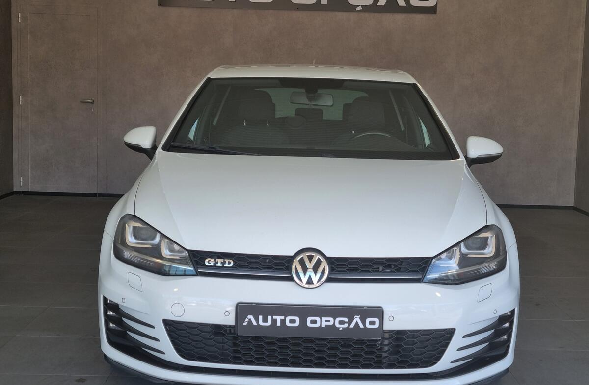 VOLKSWAGEN Golf 2.0 TDi GTD