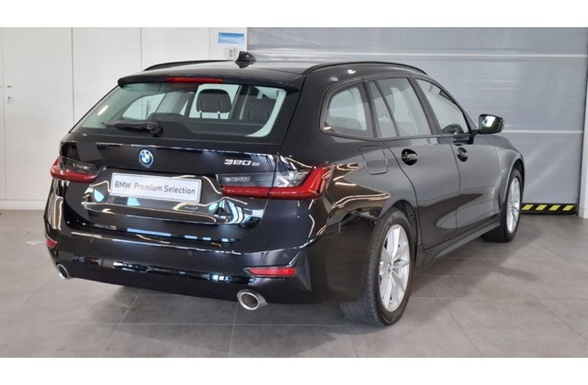 BMW Serie-3 330 e Touring Auto