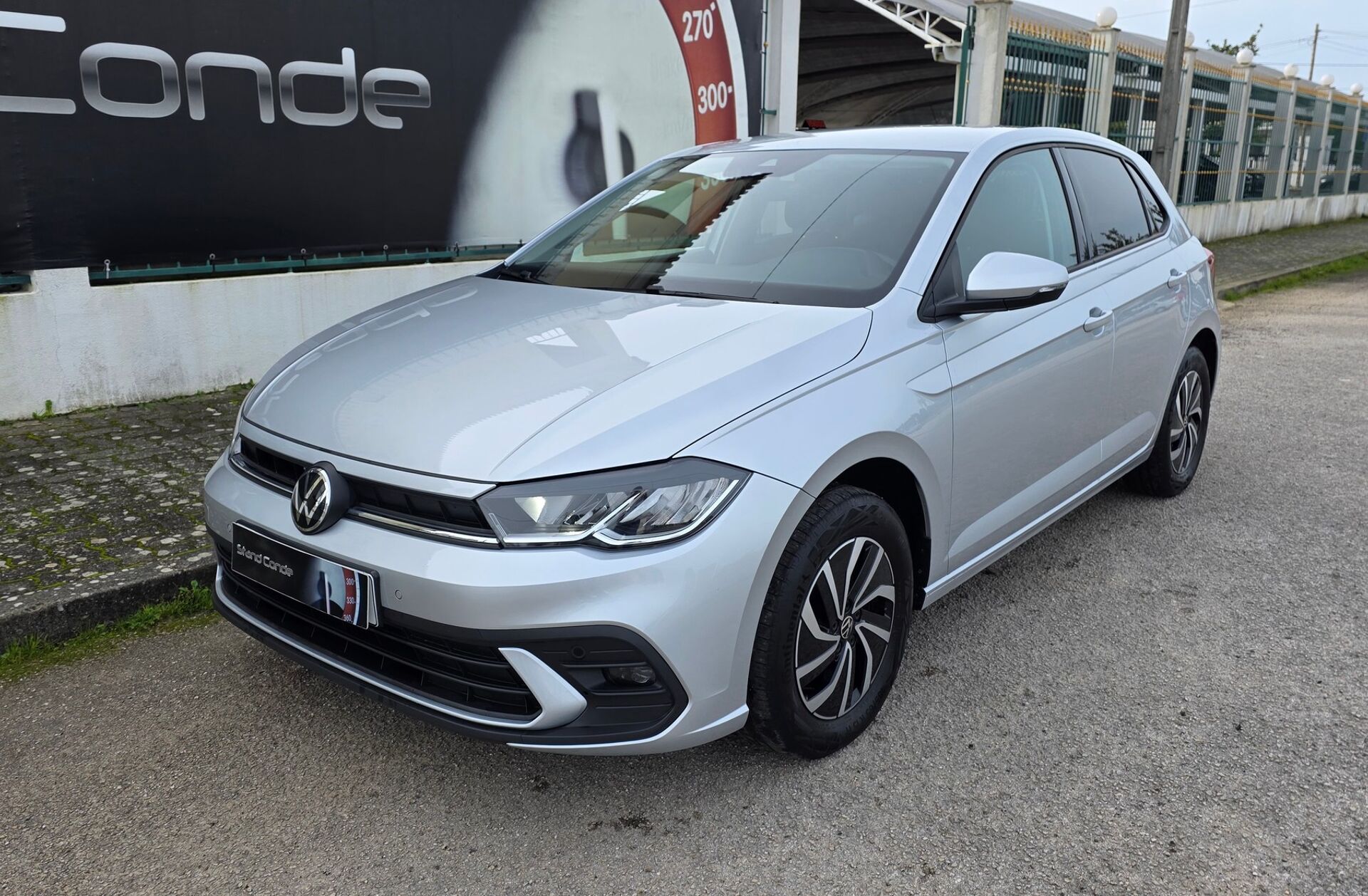 VOLKSWAGEN Polo 1.0 TSI Urban DSG