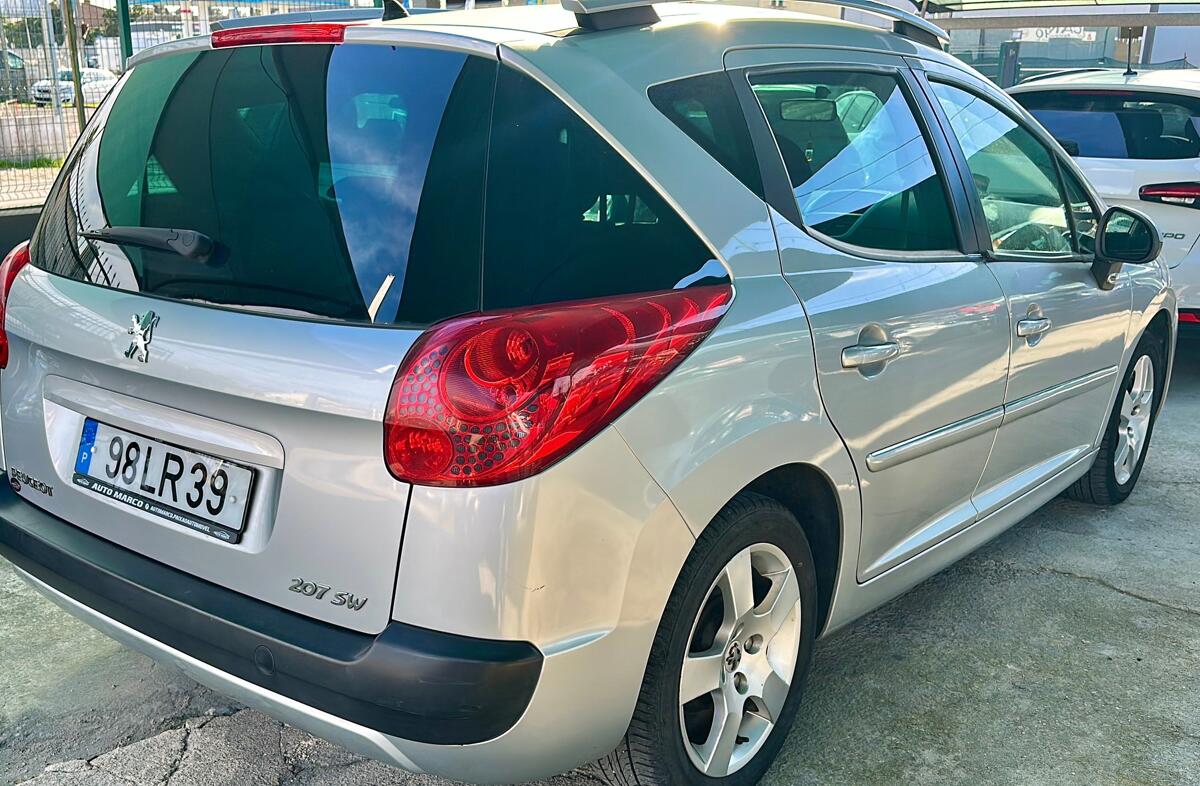 PEUGEOT 207 SW 1.6 HDi Allure