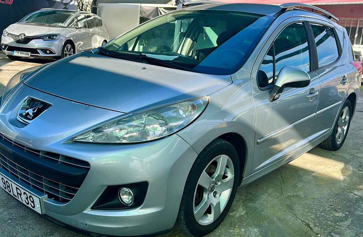 PEUGEOT 207 SW 1.6 HDi Allure