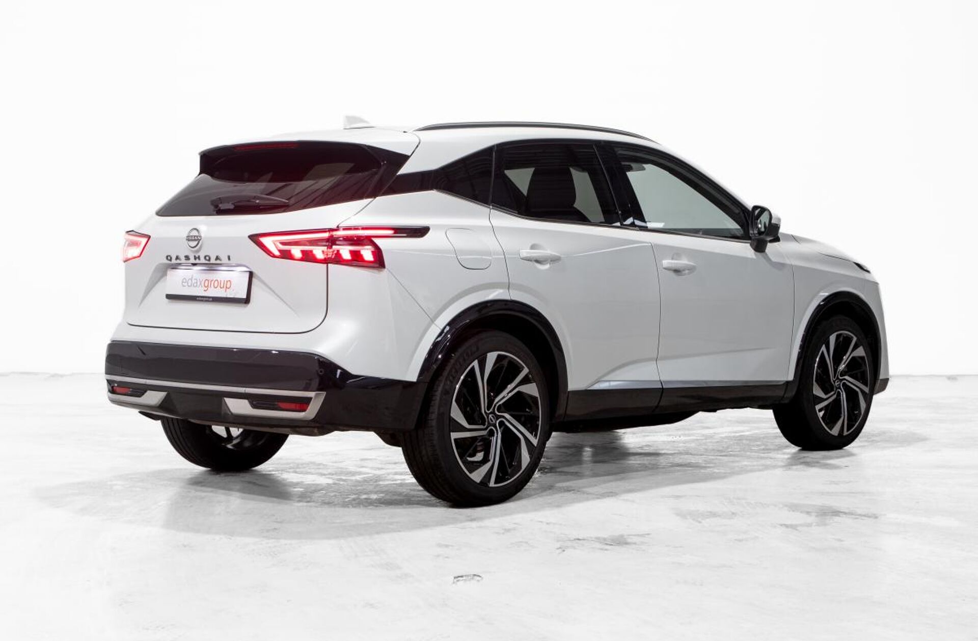 NISSAN Qashqai 1.3 DIG-T Tekna + Xtronic