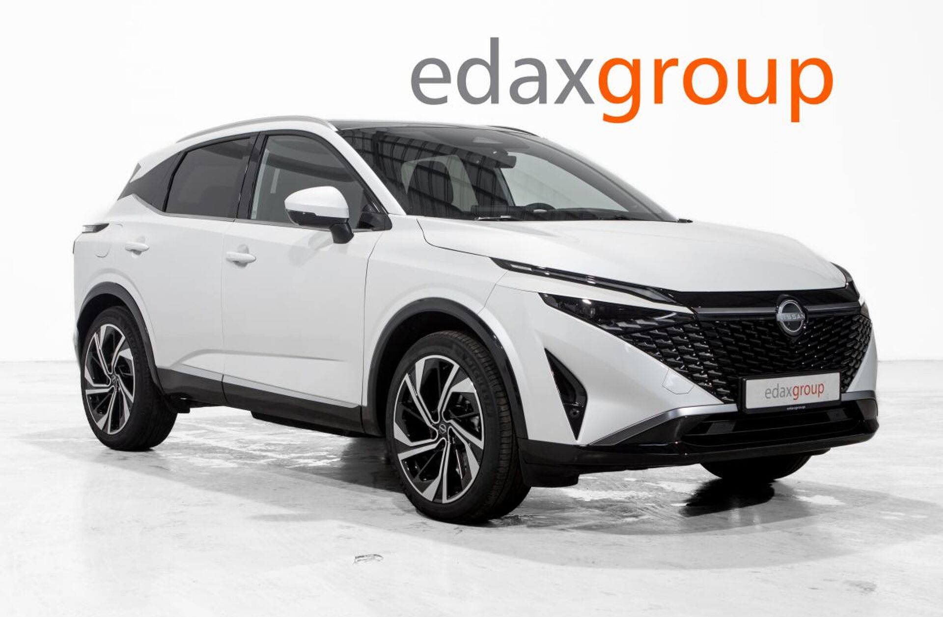 NISSAN Qashqai 1.3 DIG-T Tekna + Xtronic