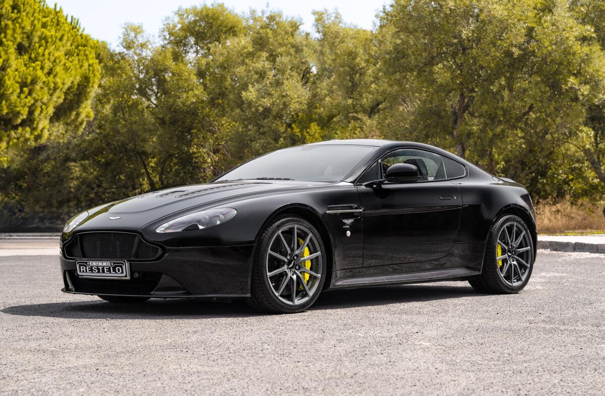 ASTON MARTIN Vantage V12 S Sportshift 3