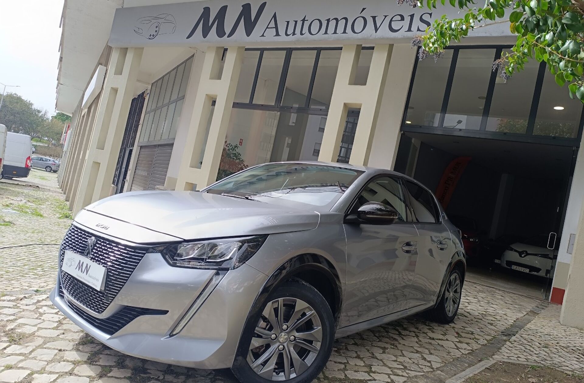 PEUGEOT 208 e- 50 kWh Active Pack