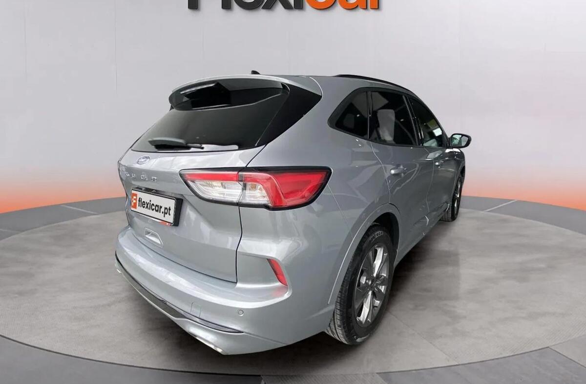 FORD Kuga 1.5 TDCi EcoBlue ST-Line