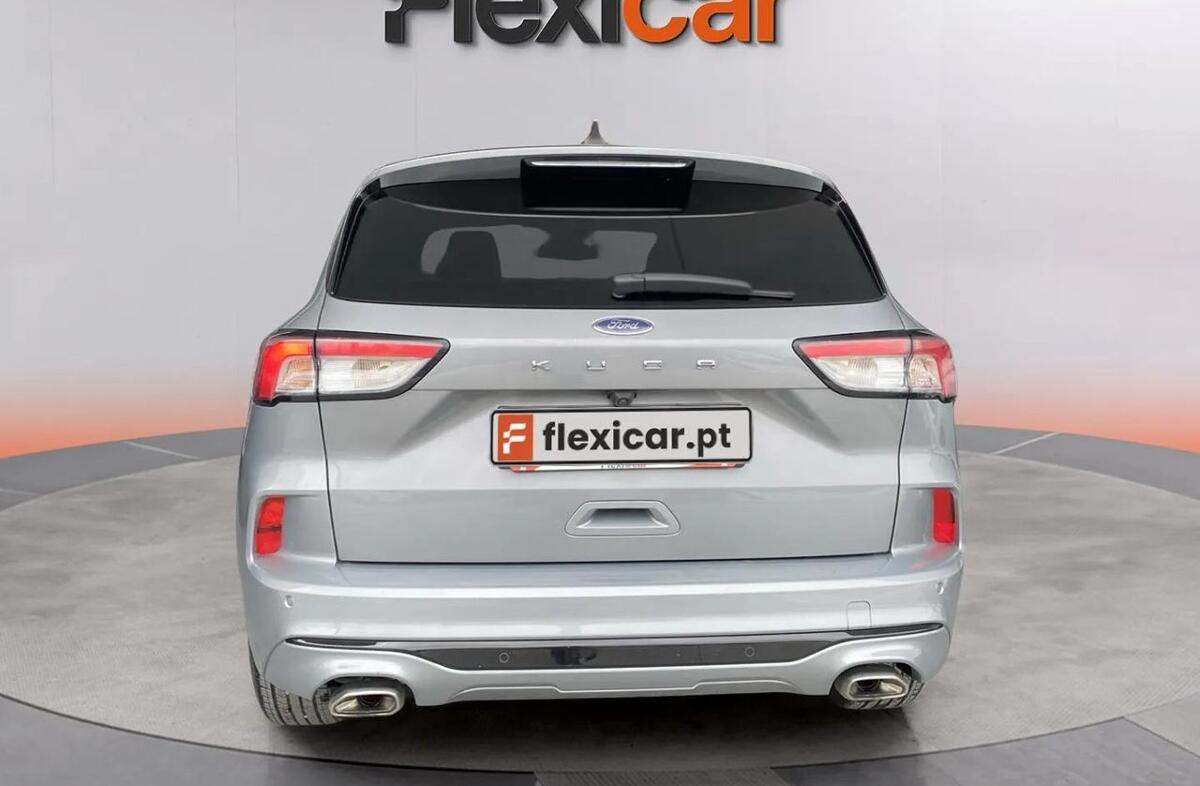 FORD Kuga 1.5 TDCi EcoBlue ST-Line