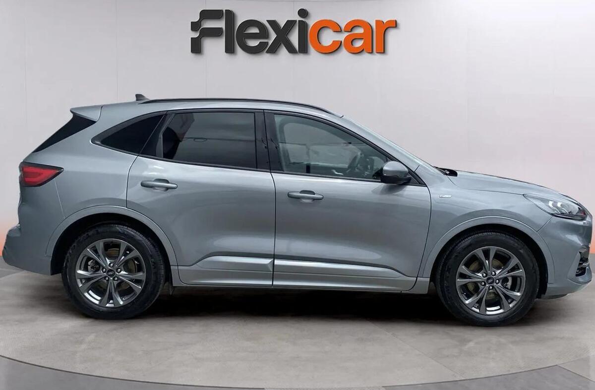 FORD Kuga 1.5 TDCi EcoBlue ST-Line