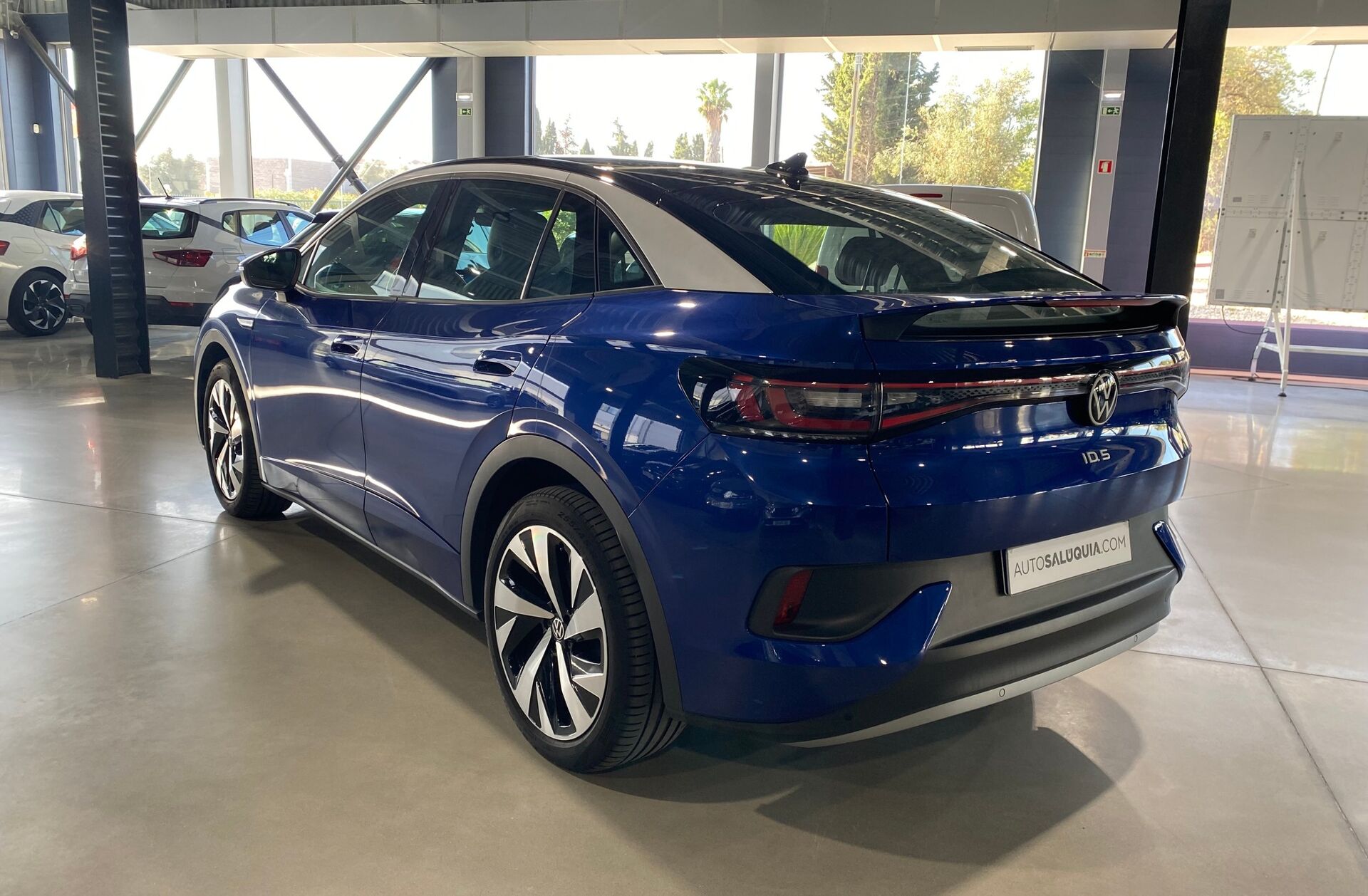 VOLKSWAGEN ID.5 77 kWh Pro Urban