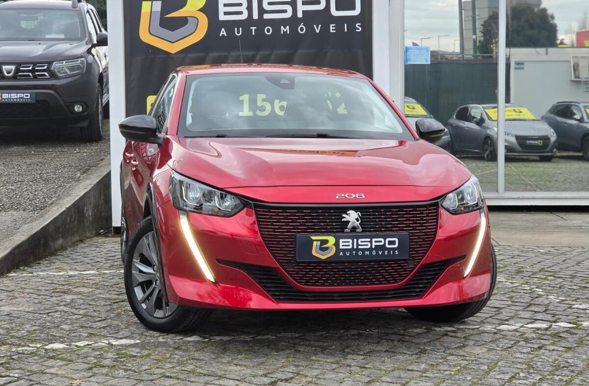 PEUGEOT 208 e- 51 kWh GT