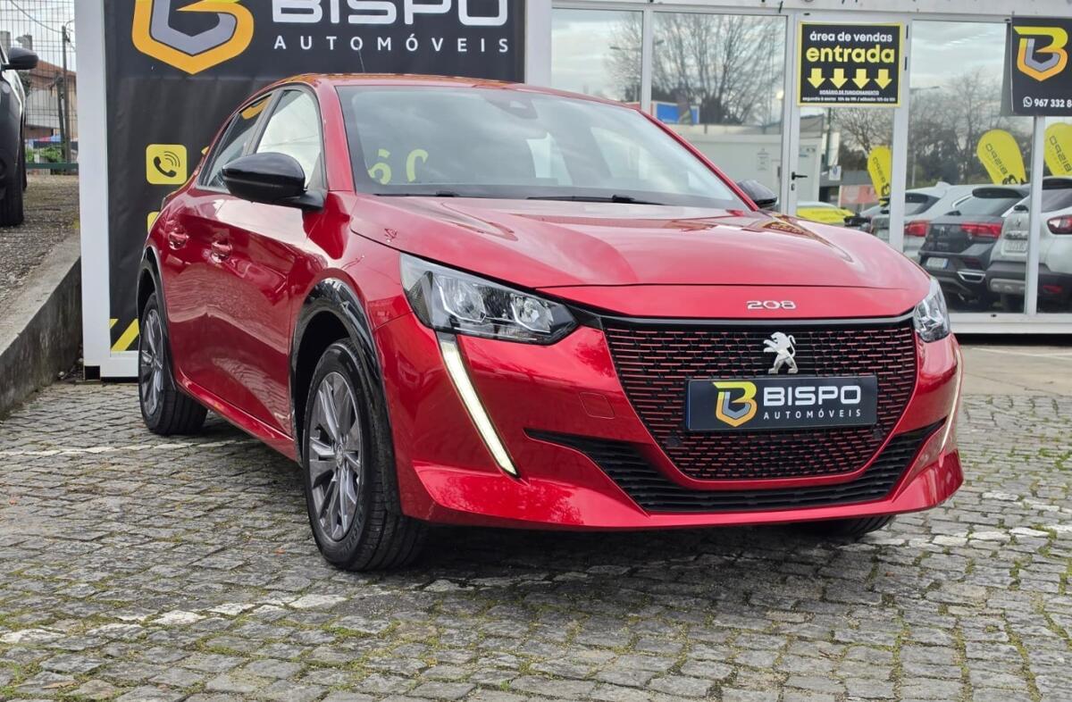 PEUGEOT 208 e- 51 kWh GT