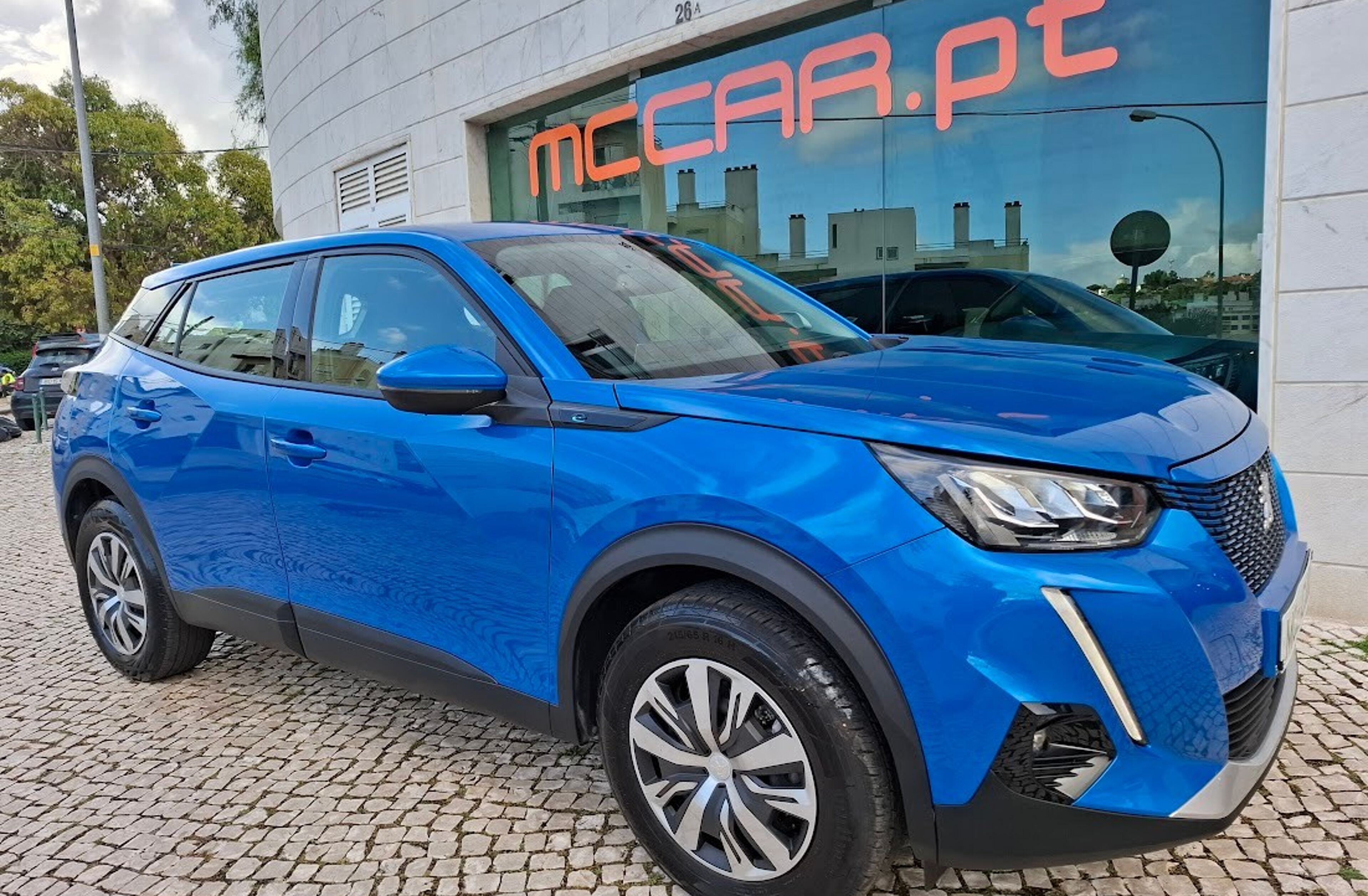 PEUGEOT 2008 50 kWh Active Pack