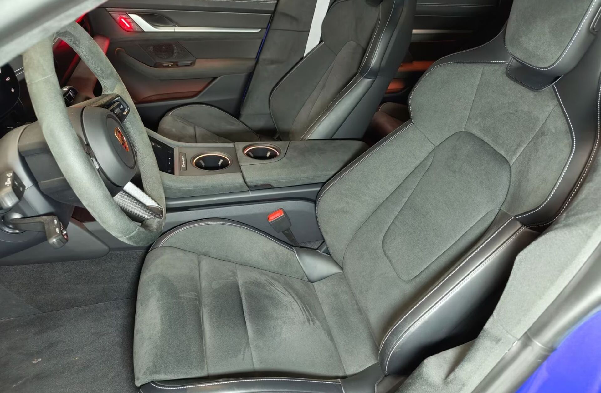 PORSCHE Taycan Turbo GT