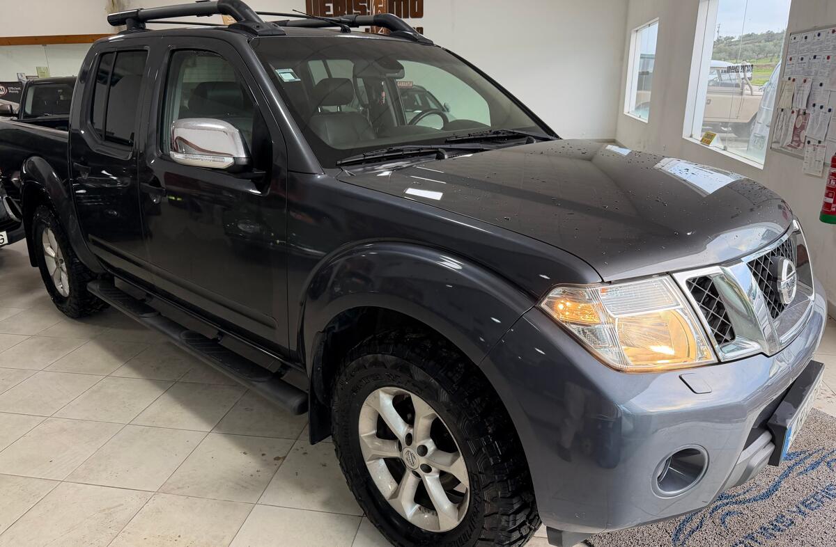 NISSAN Navara Nav.2.5 dCi CD LE Hi-T.+P.Pr.AT 4WD