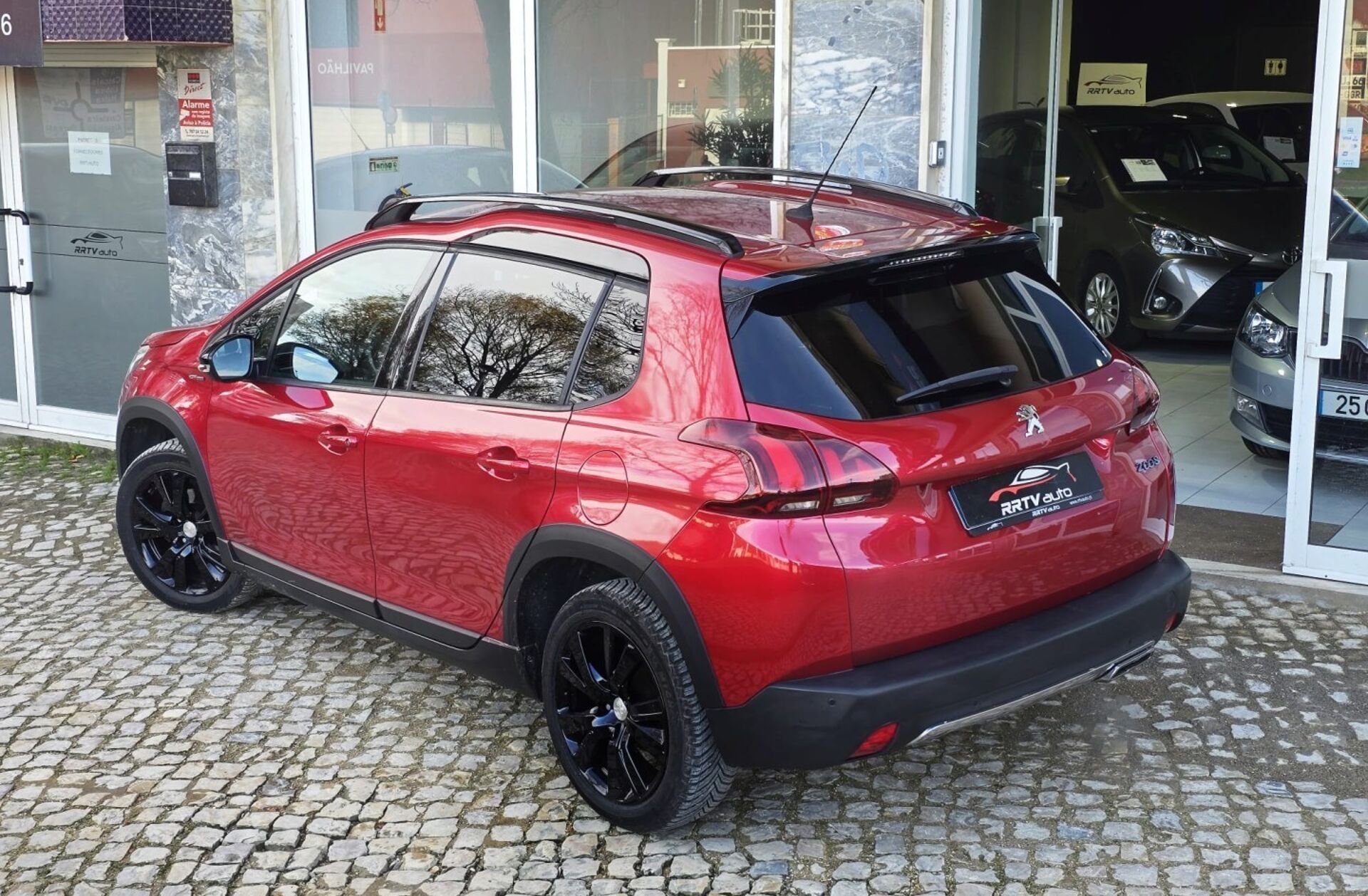 PEUGEOT 2008 1.2 PureTech GT Line