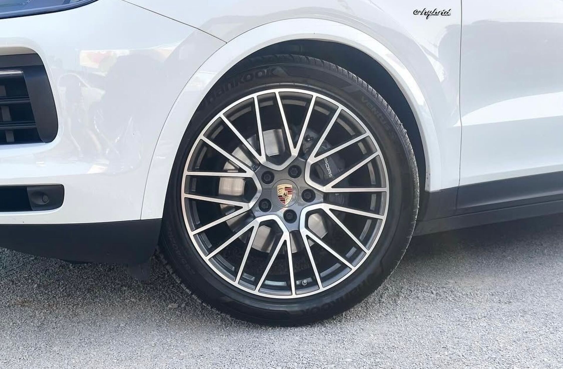 PORSCHE Cayenne E-Hybrid