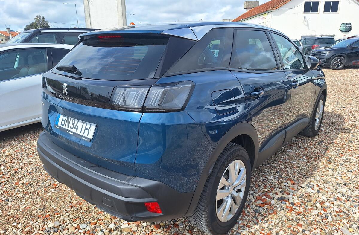 PEUGEOT 3008 1.5 BlueHDi Allure Pack EAT8
