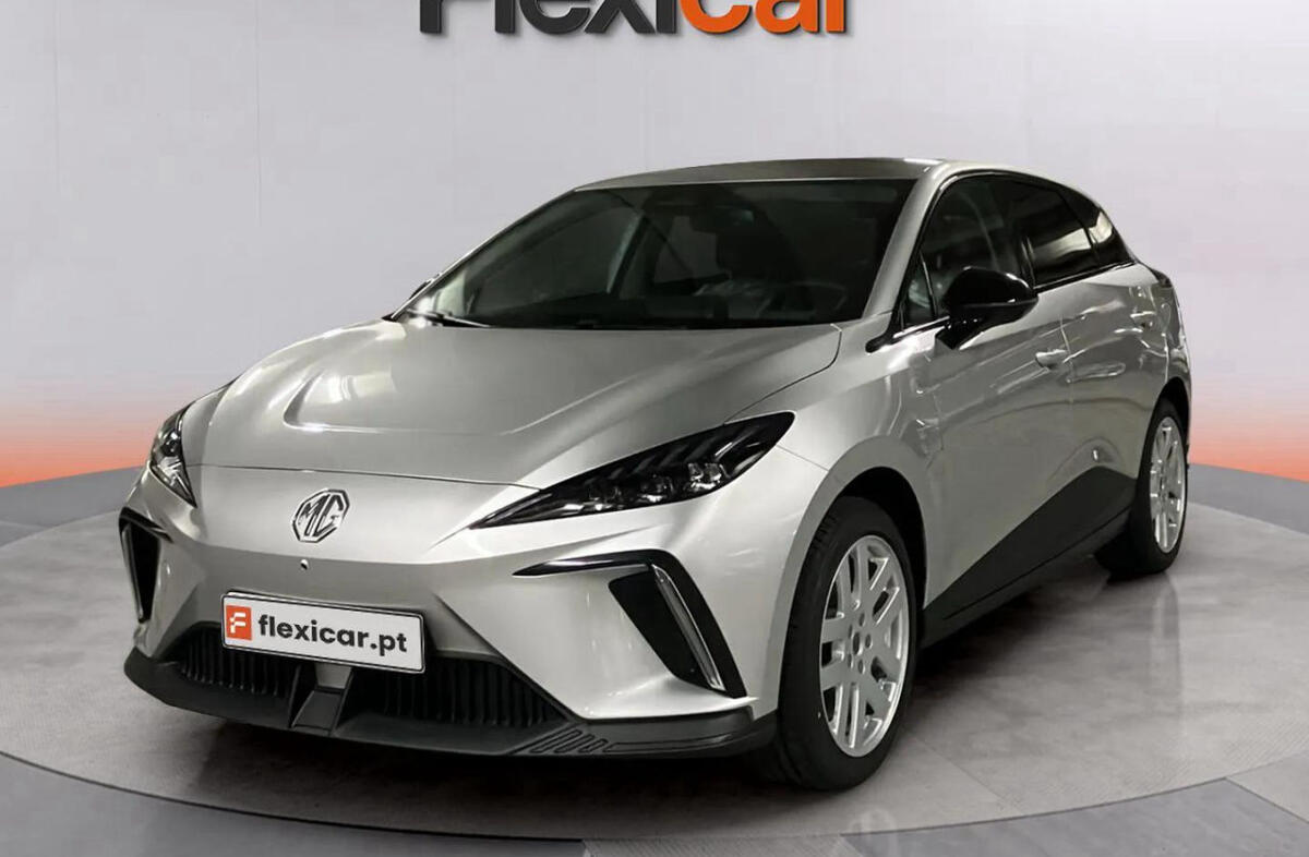 MG MG4 64 kWh Luxury