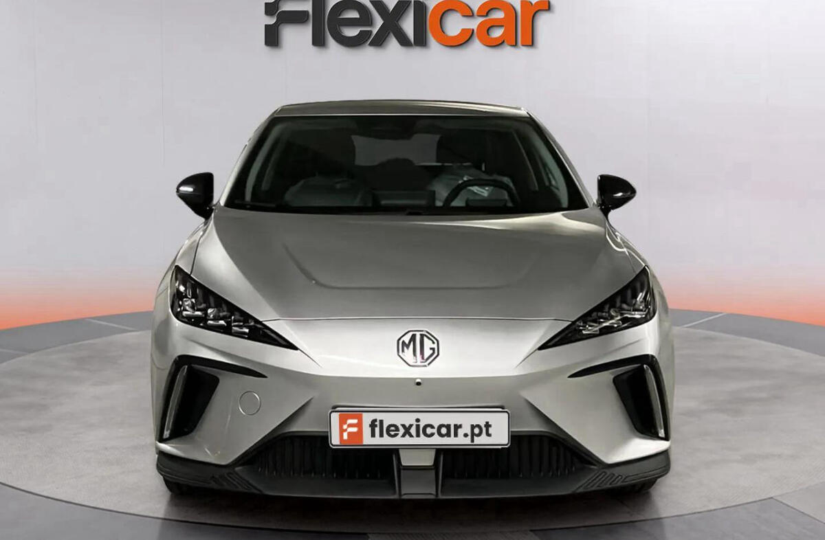 MG MG4 64 kWh Luxury