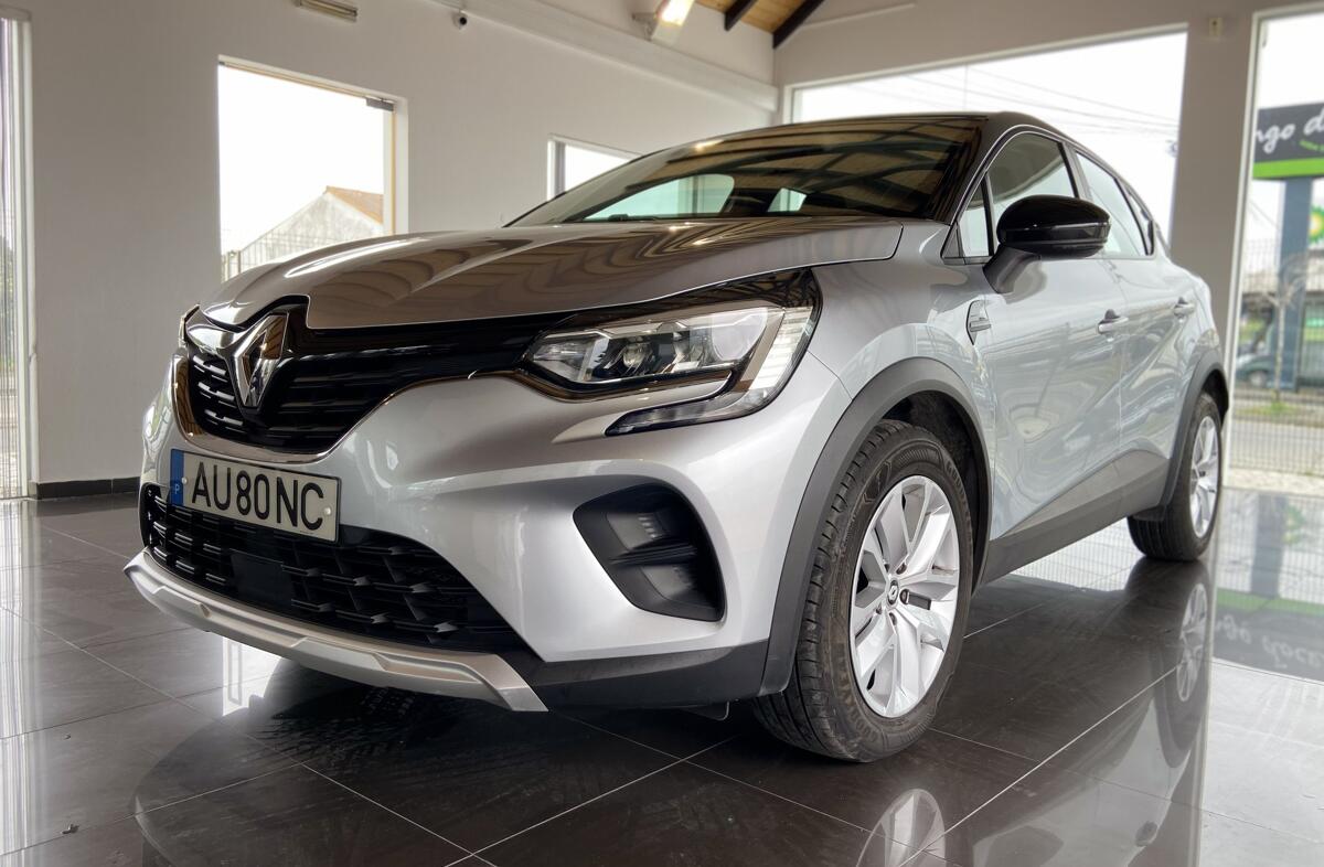 RENAULT Captur 1.0 TCe Equilibre