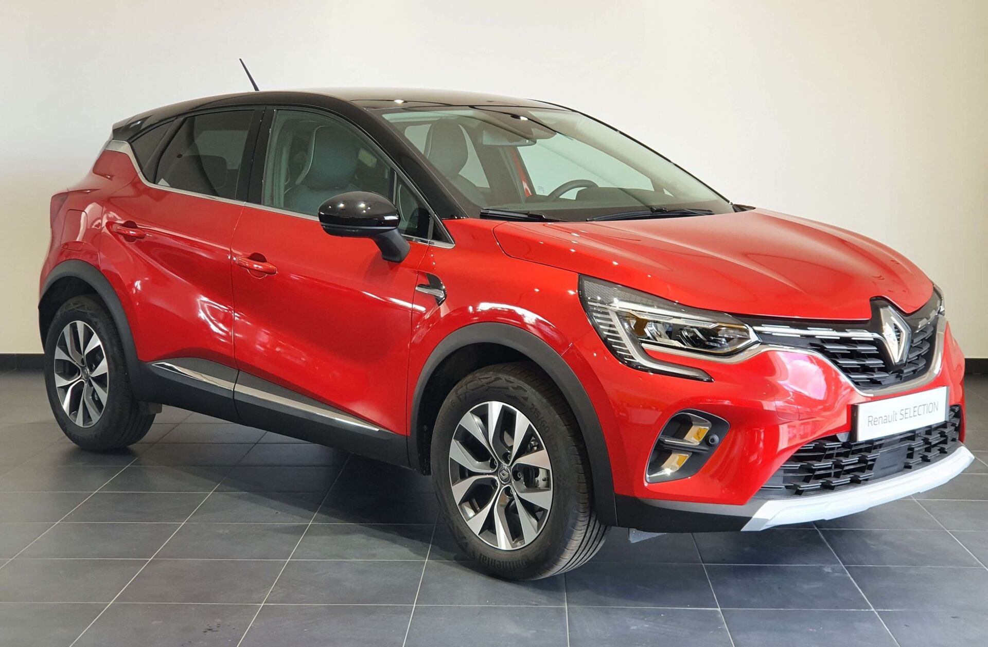 RENAULT Captur 1.0 TCe Intens