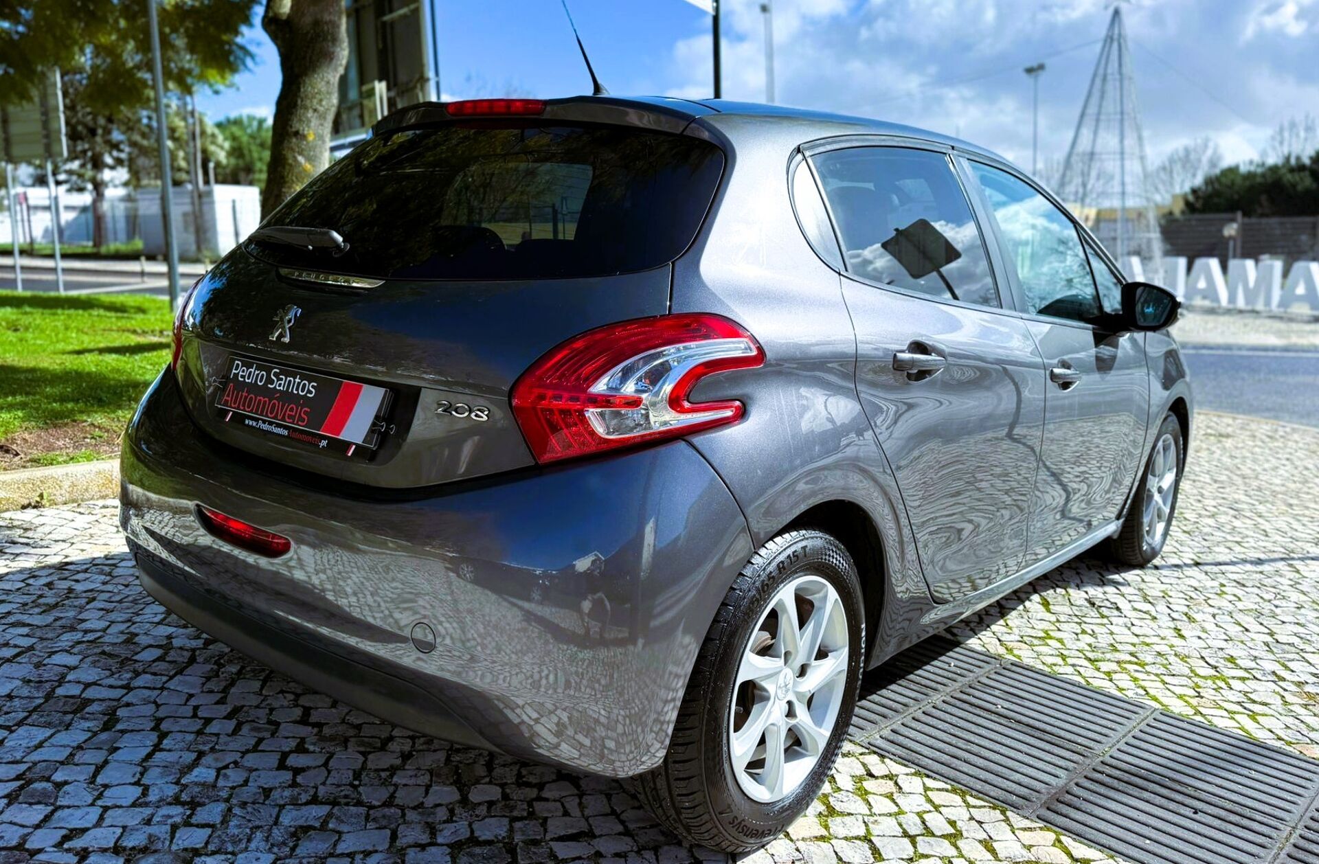 PEUGEOT 208 1.4 HDi Active