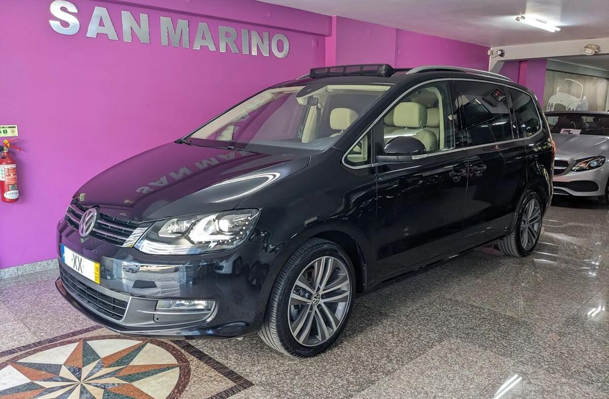 VOLKSWAGEN Sharan 2.0 TDI Highline DSG