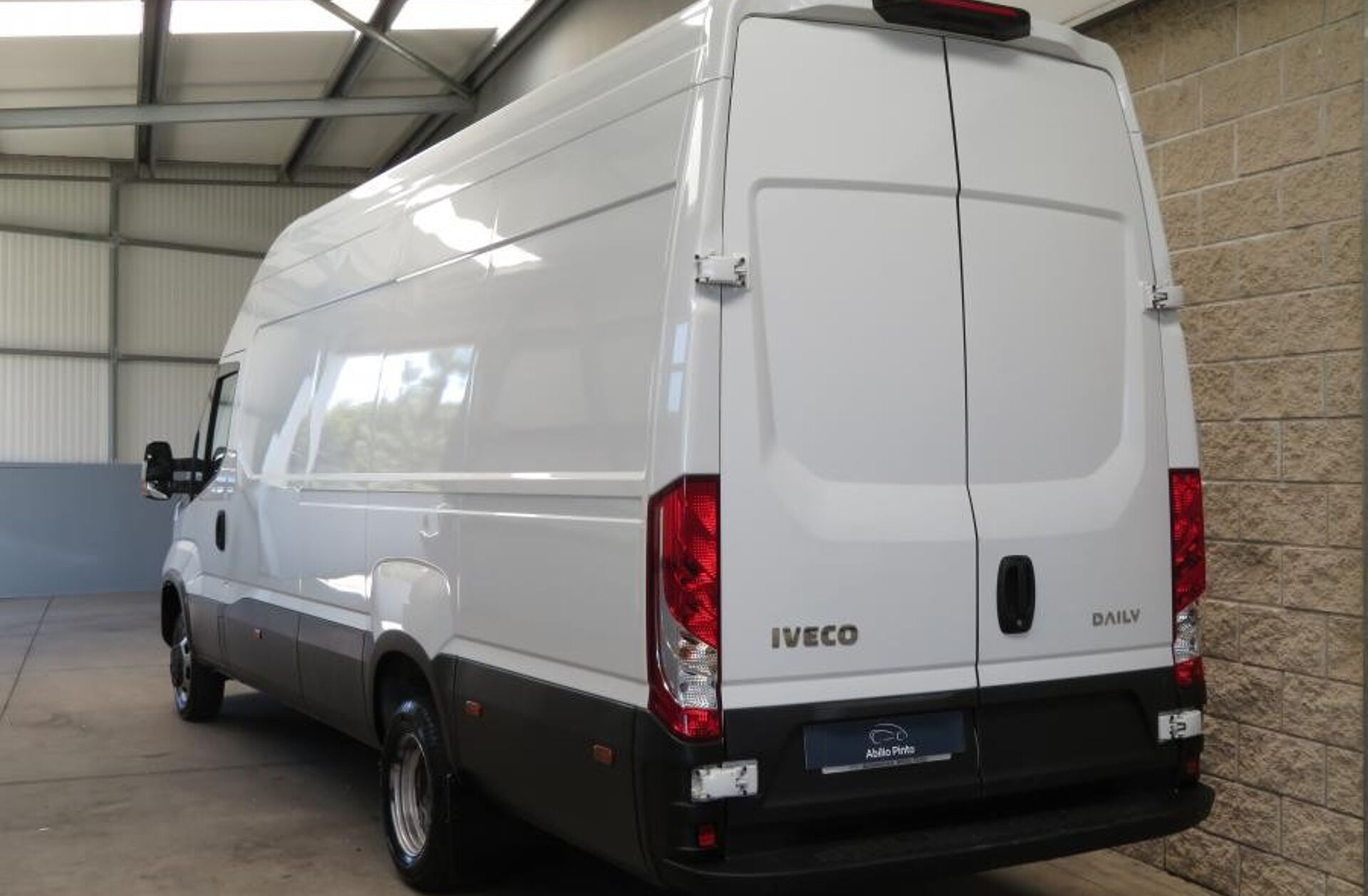 IVECO Daily 2.3 35C16 4100 CD