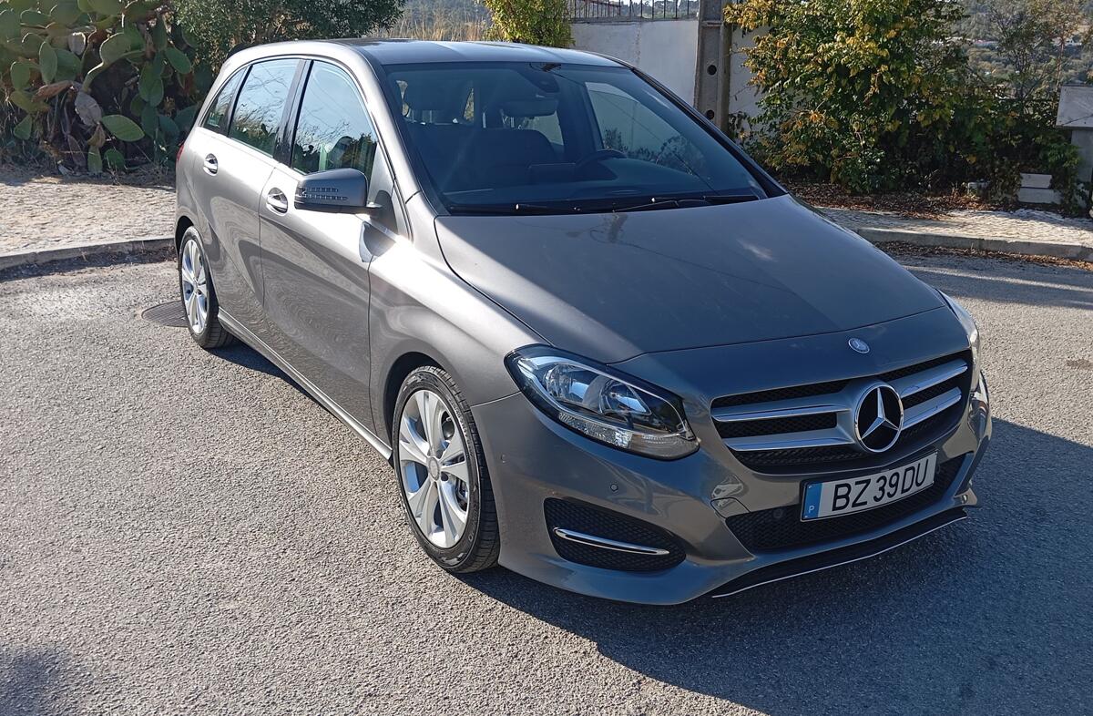MERCEDES Classe B B 180 Urban