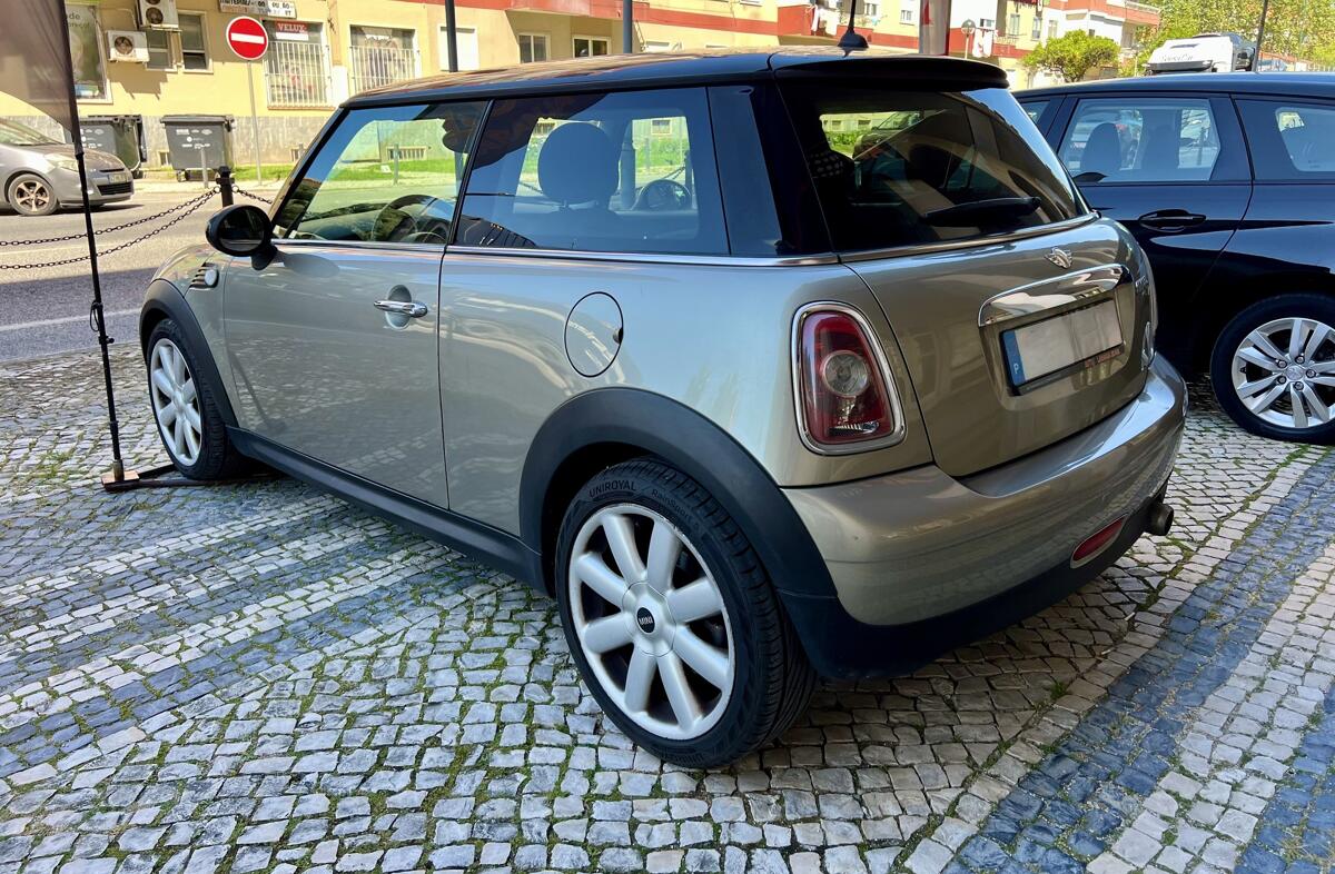 MINI Mini Cooper D