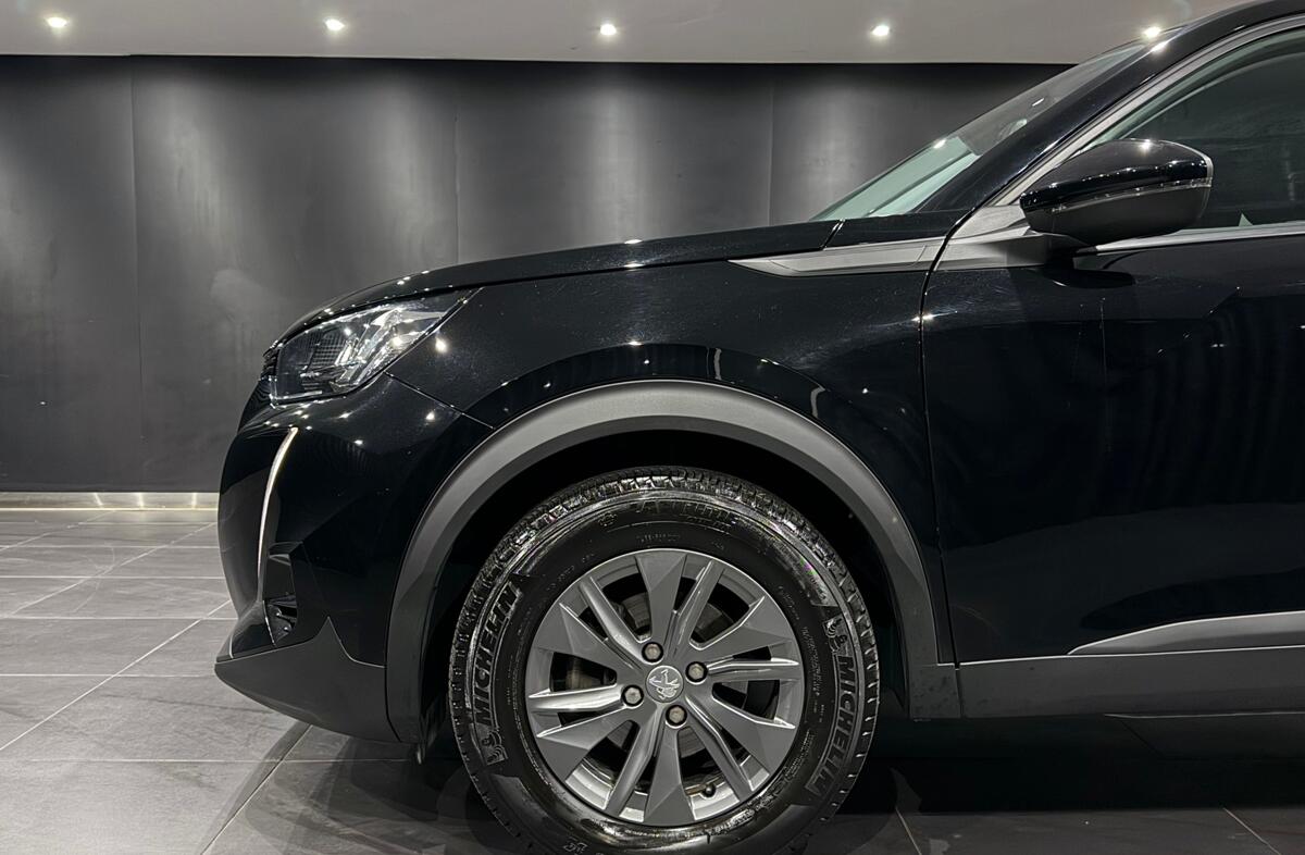 PEUGEOT 2008 1.2 PureTech Active