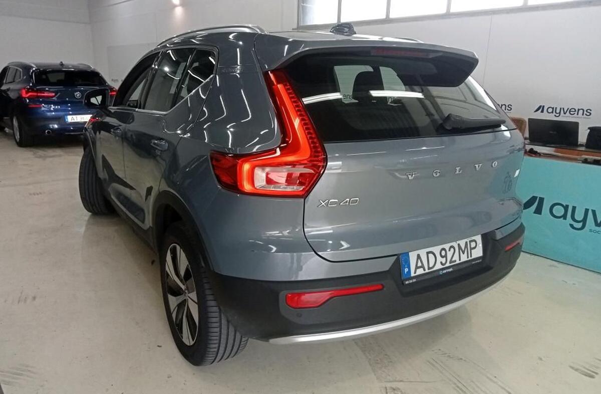 VOLVO XC40 1.5 T5 PHEV Inscription Expression