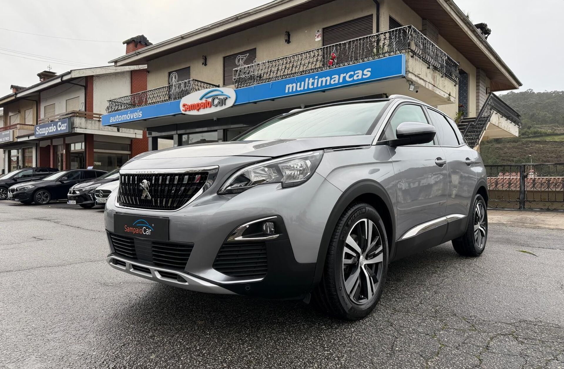 PEUGEOT 3008 1.5 BlueHDi Allure