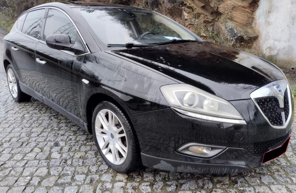 LANCIA Delta 1.6 M-Jet Oro