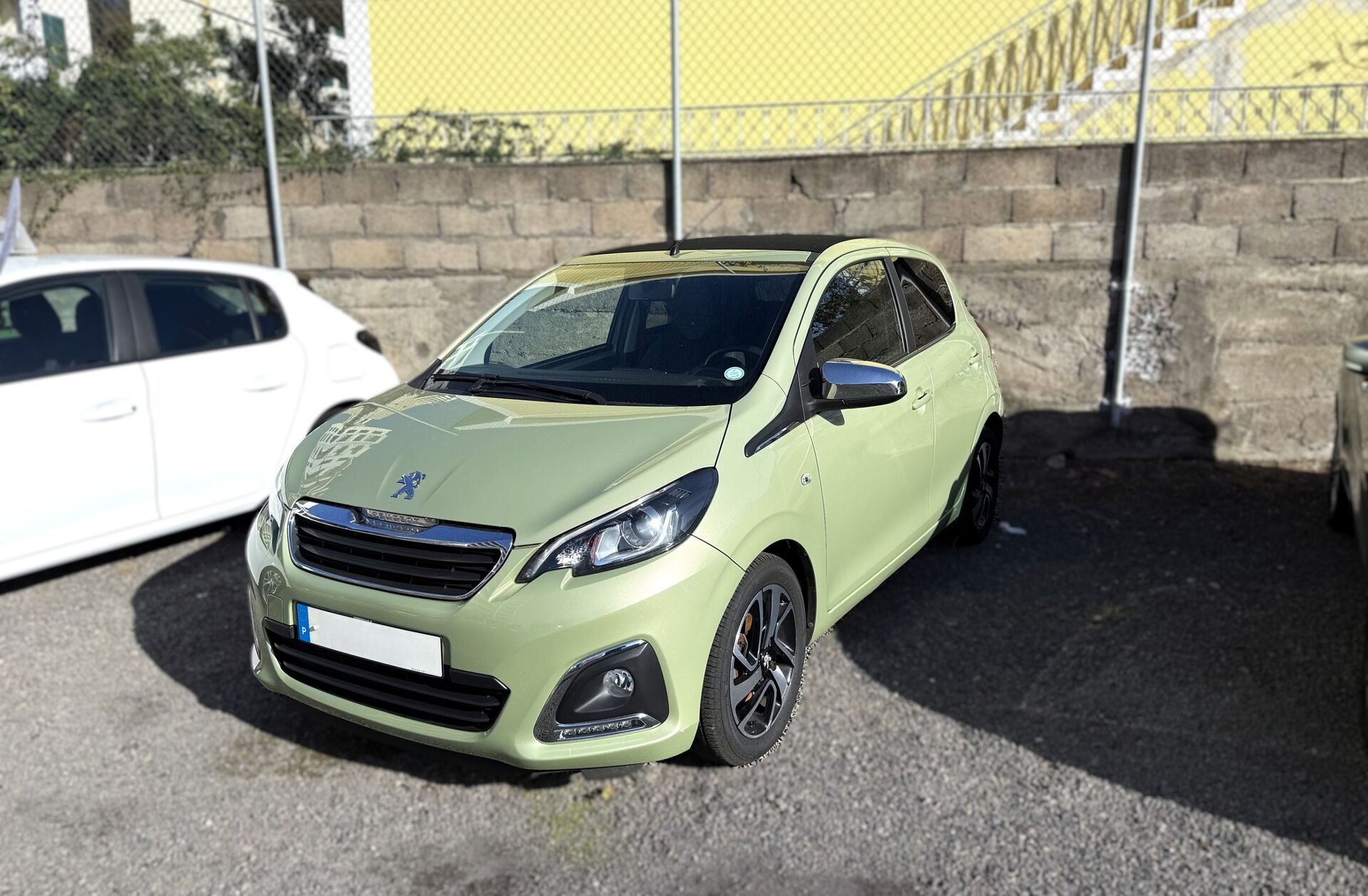 PEUGEOT 108 1.0 VTi Allure