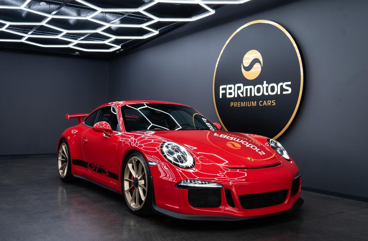 PORSCHE 911 GT3