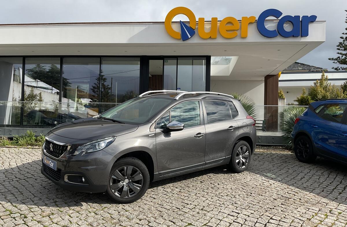 PEUGEOT 2008 1.2 PureTech Style