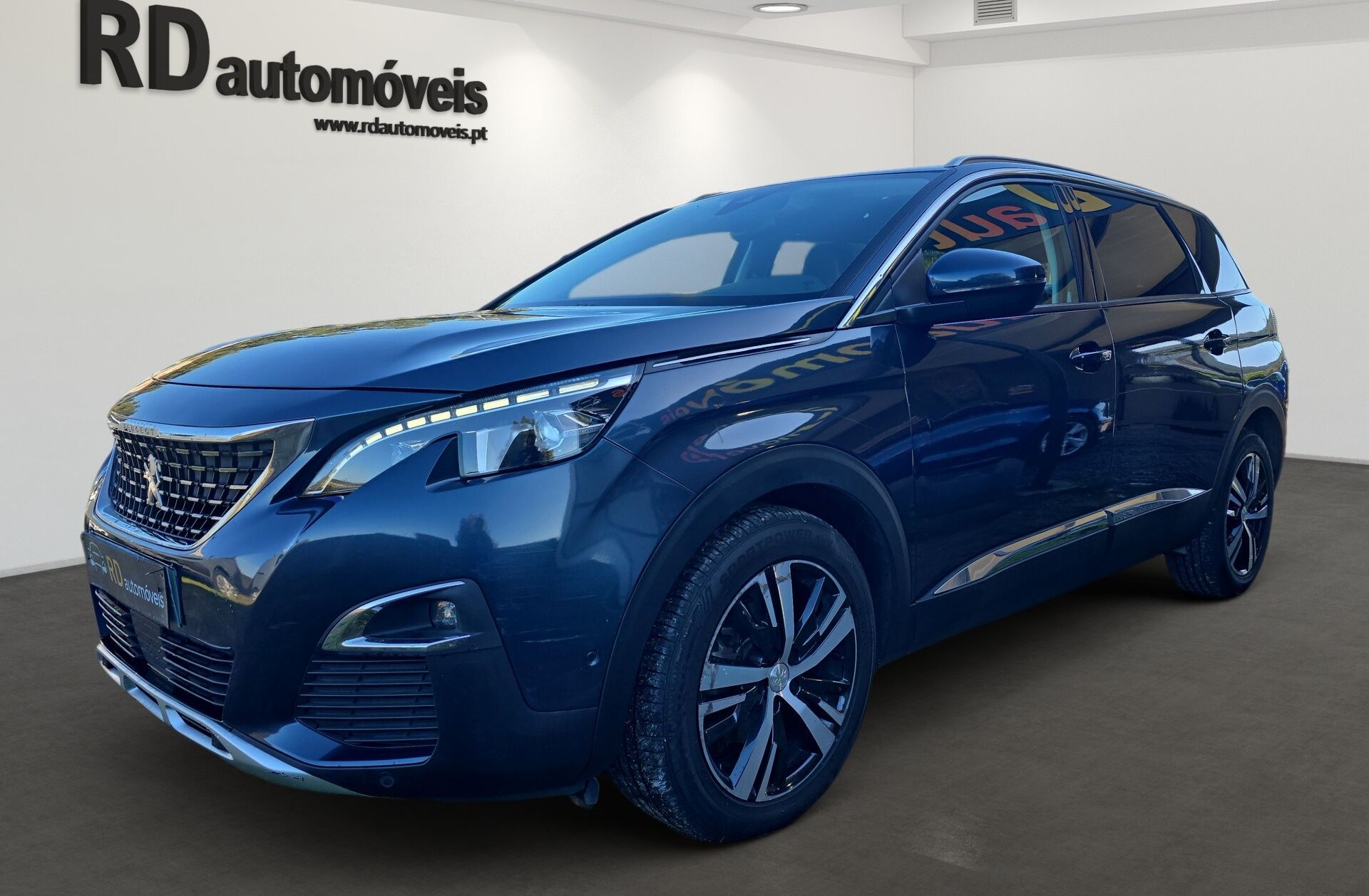 PEUGEOT 5008 1.5 BlueHDi Allure EAT8