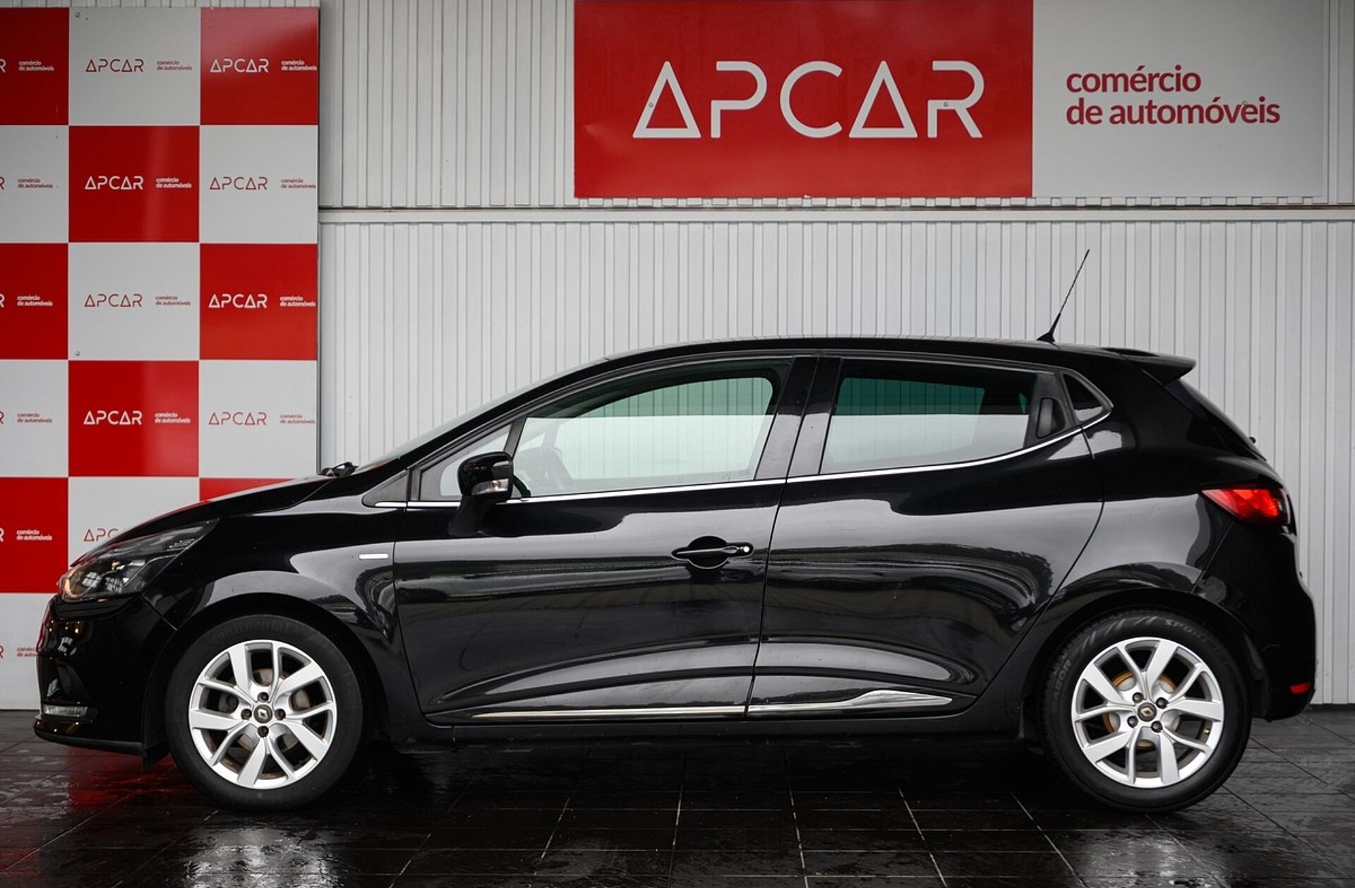 RENAULT Clio 0.9 TCe Limited