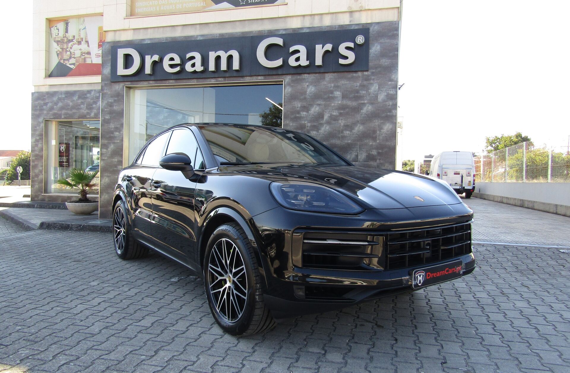 PORSCHE Cayenne E-Hybrid
