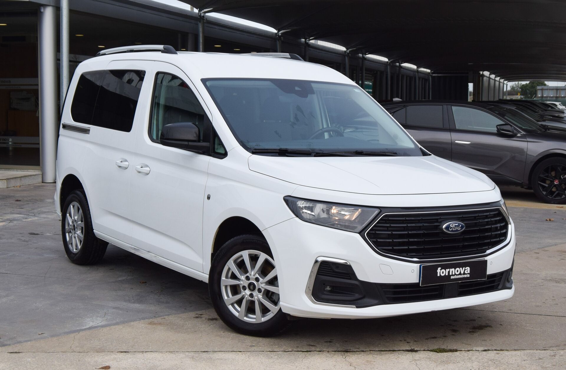 FORD Transit Connect 2.0 TDCi Titanium