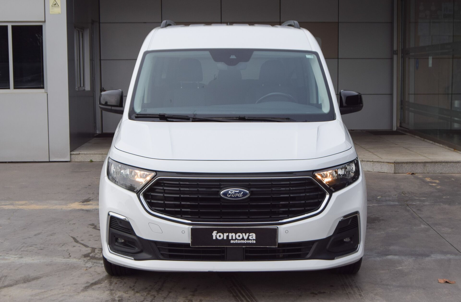 FORD Transit Connect 2.0 TDCi Titanium