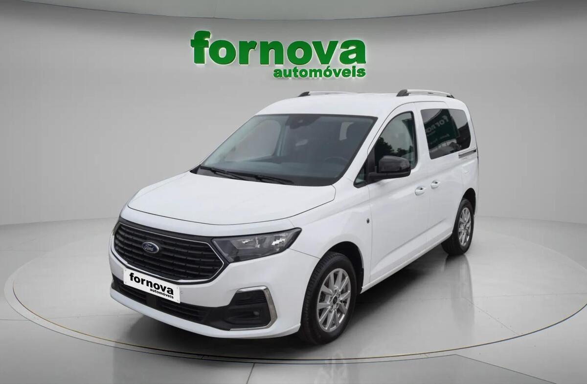 FORD Tourneo Connect 2.0 TDCi Titanium