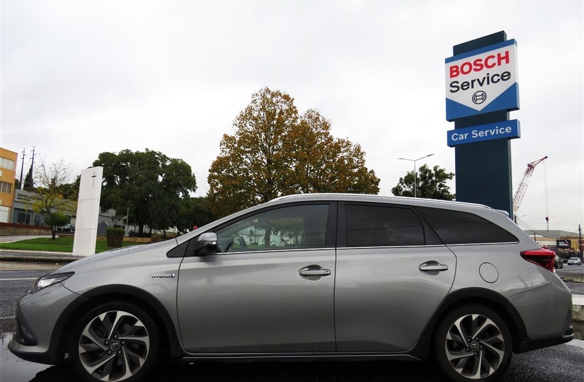 TOYOTA Auris 1.8 HSD Exclusive