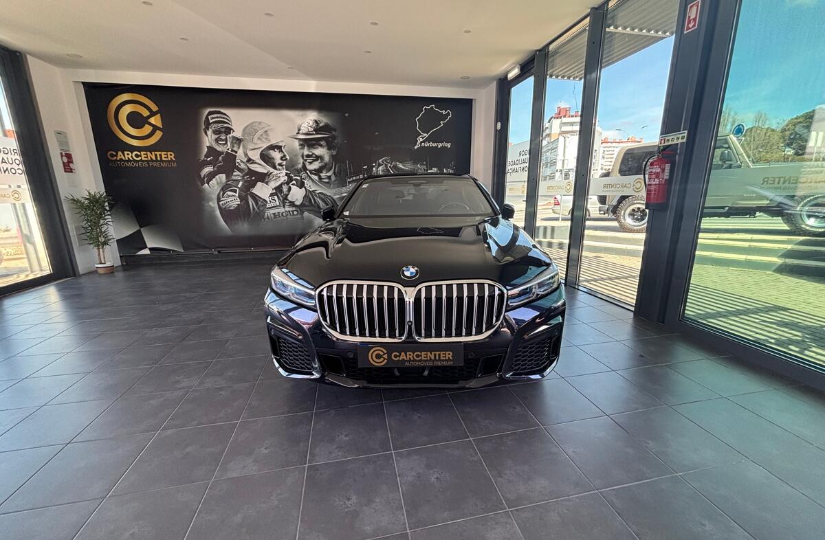 BMW Serie-7 745 e iPerformance Pack M Auto