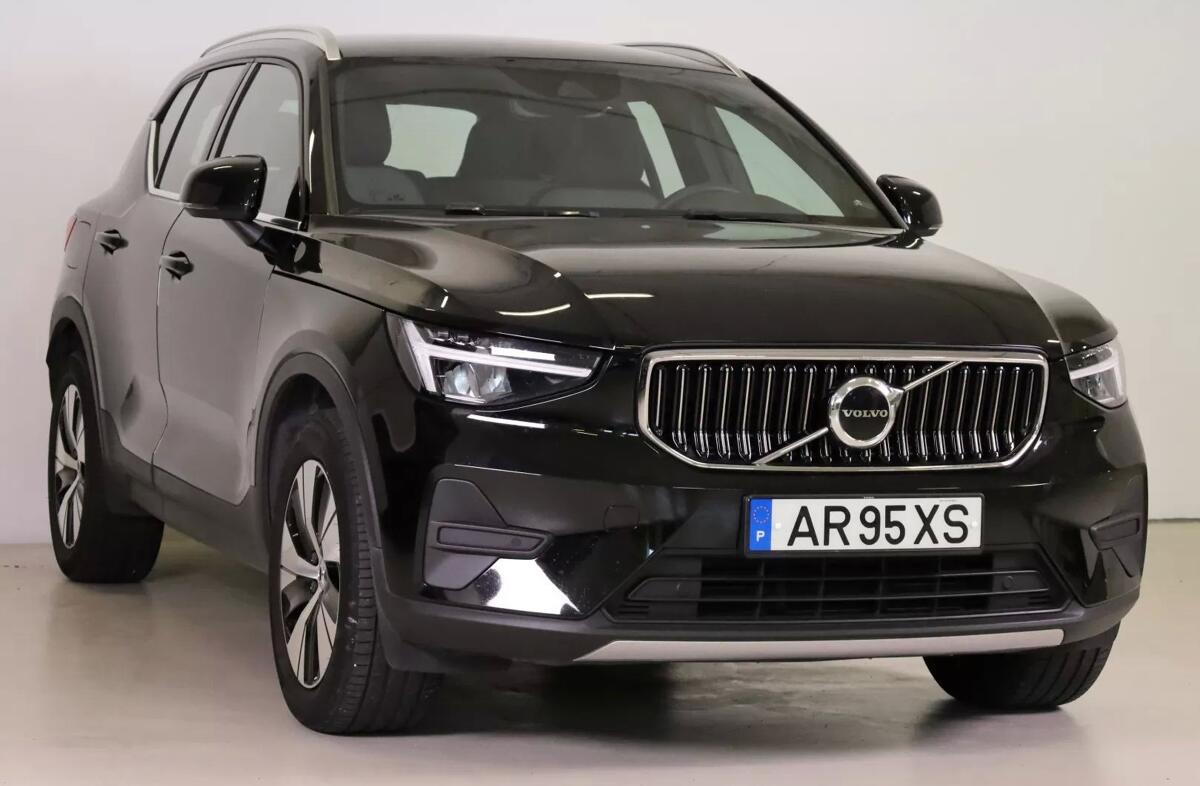 VOLVO XC40 1.5 T5 PHEV Plus Dark