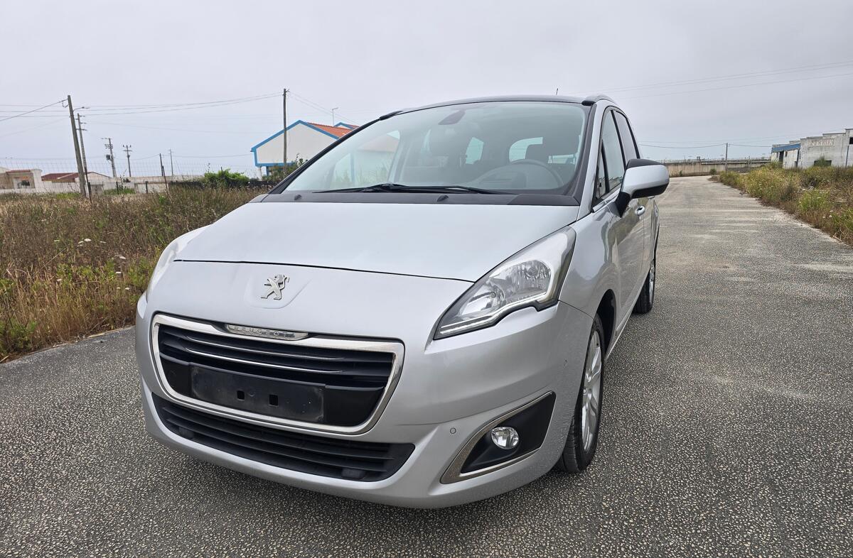 PEUGEOT 5008 1.6 BlueHDi Allure EAT6