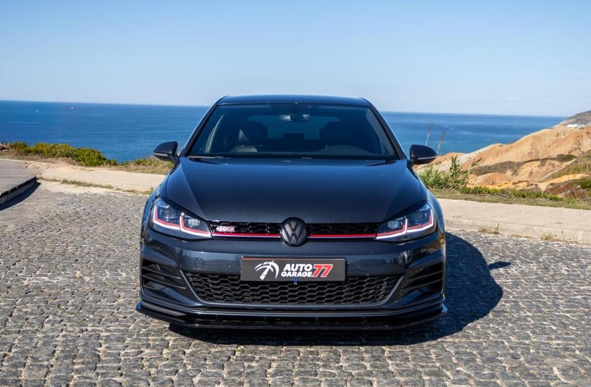 VOLKSWAGEN Golf 2.0 TSI GTI DSG Performance